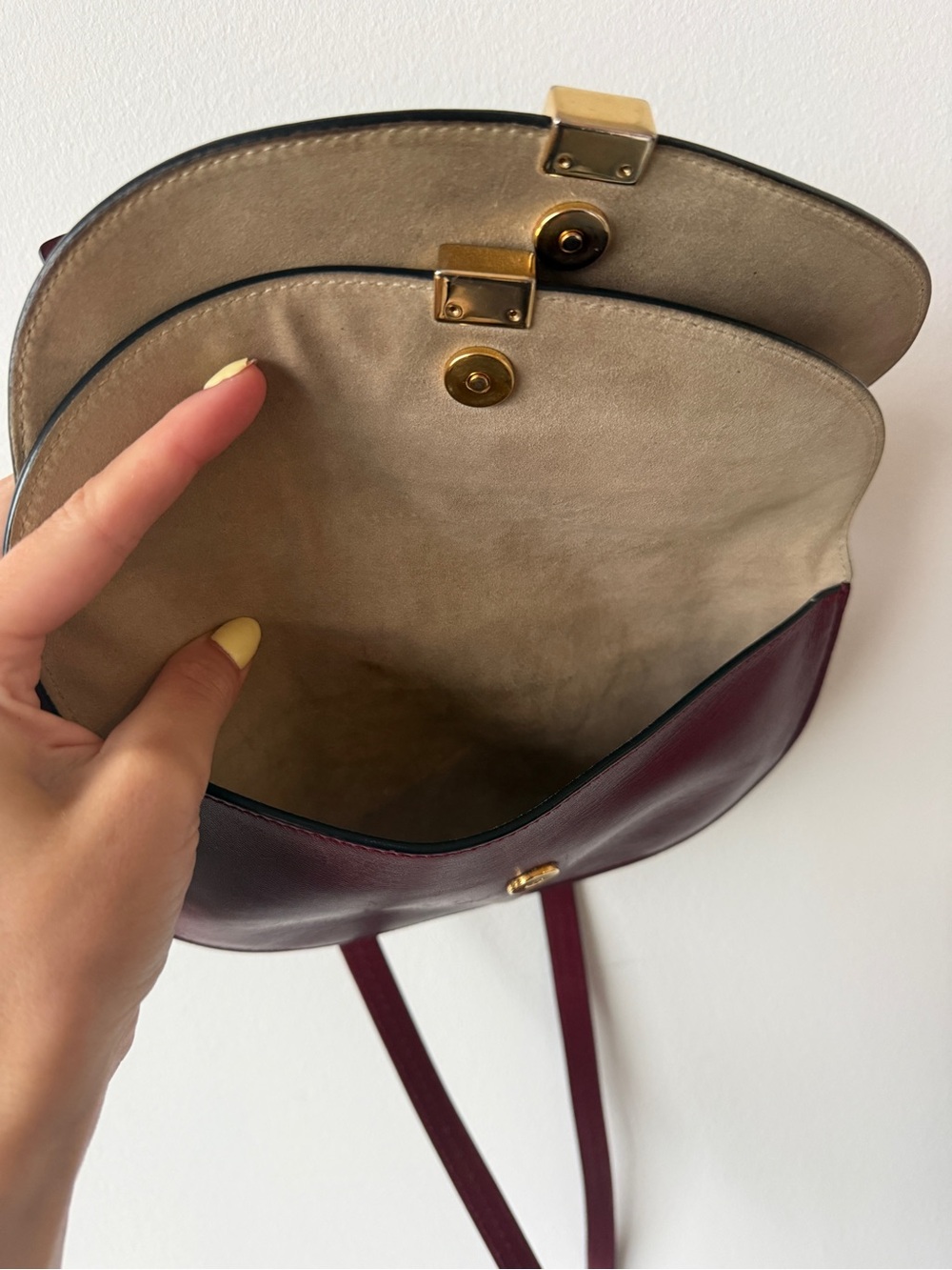 Authentic Chloe Burgundy Leather Crossbody Bag - Picture 6 of 7